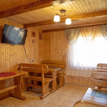 Green House Lodge *